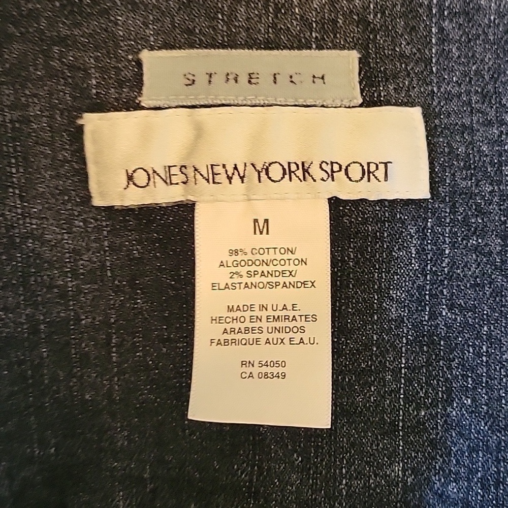 JONES NEW YORK SPORT jeans coat jacket. Classic look. Size Medium. - Picture 7 of 7